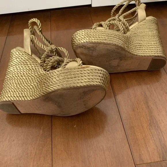 Kurt Geiger Gold Wedge Sandals - Picture 11 of 11